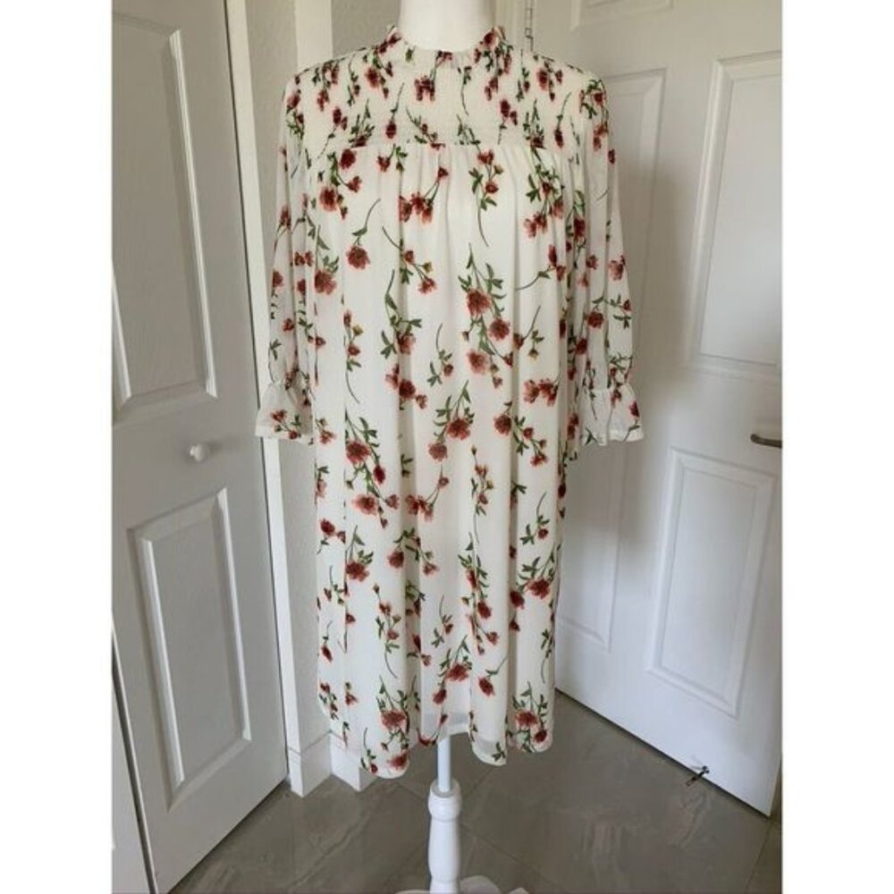 NWT Siren Lily  Dress